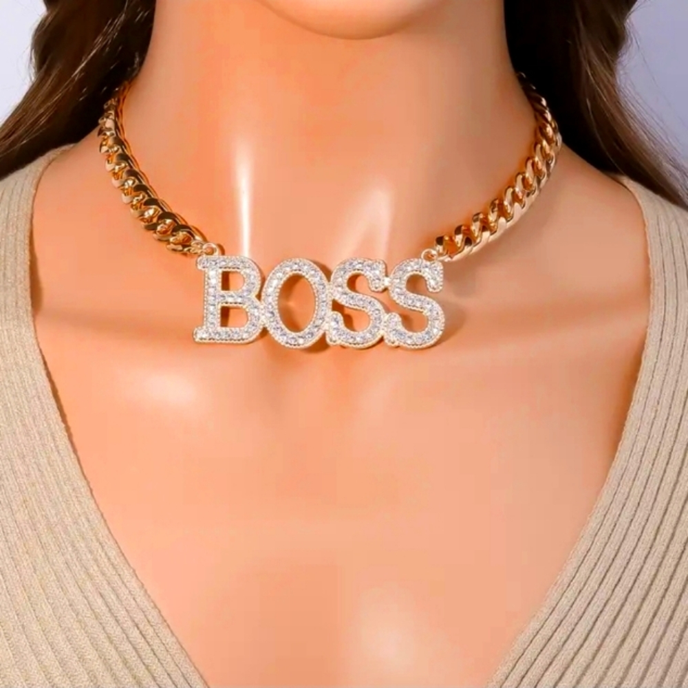 Woman necklace